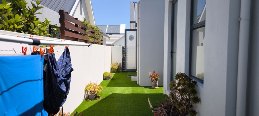 3 Bedroom Property for Sale in Sitari Country Estate Western Cape